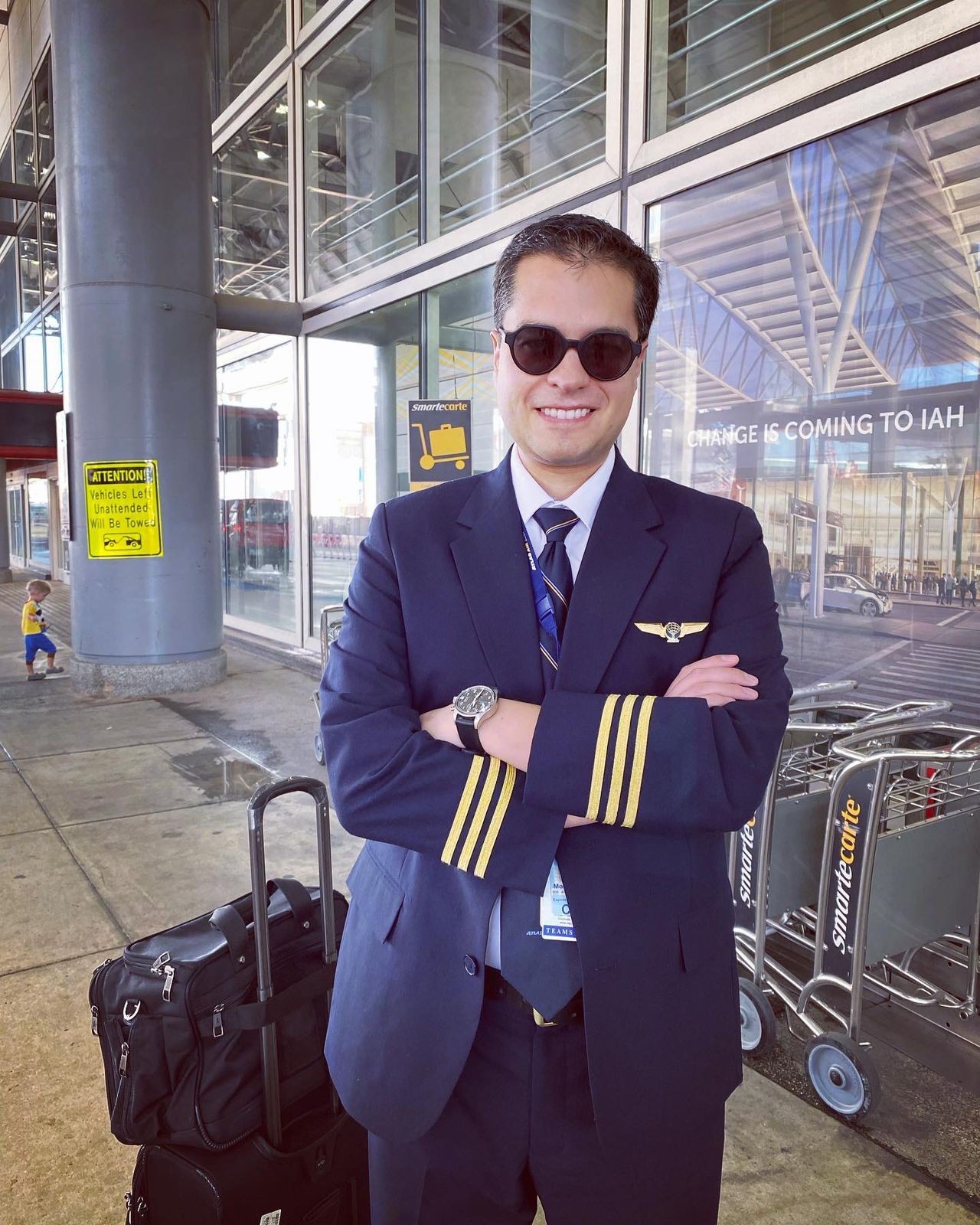- Jaime M. B747 / A380 Pilot